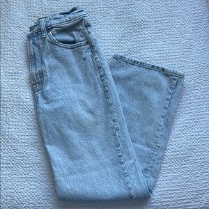 Abercrombie The 90s Relaxed High Rise Jean